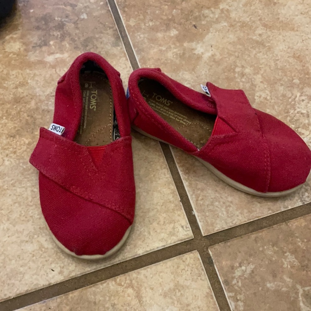 Toms boys shoes